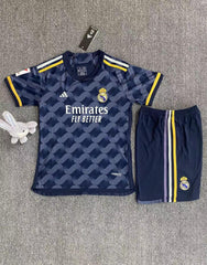 Conjunto Real Madrid vino JR niños
