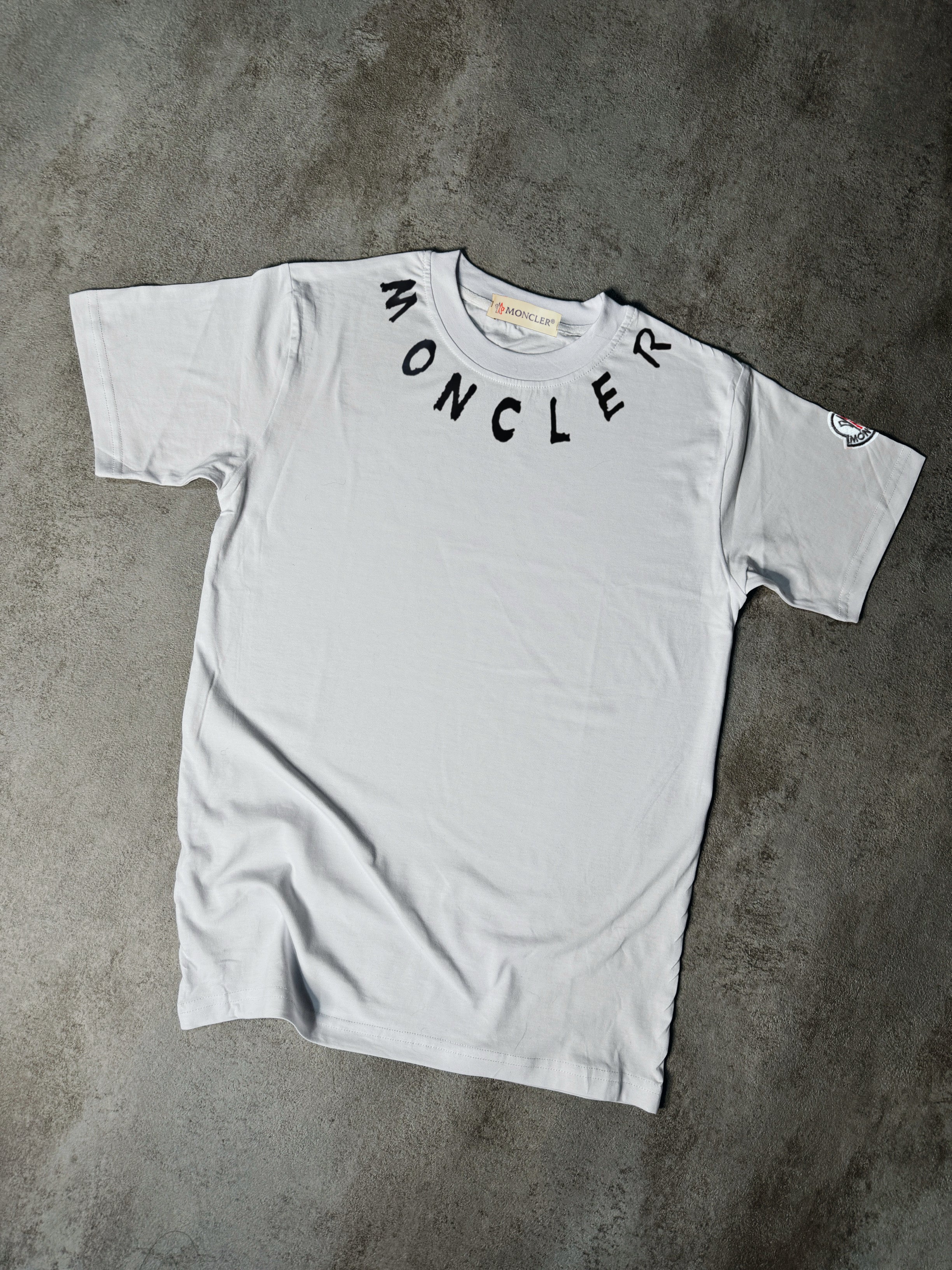 CAMISETA MONCL£R