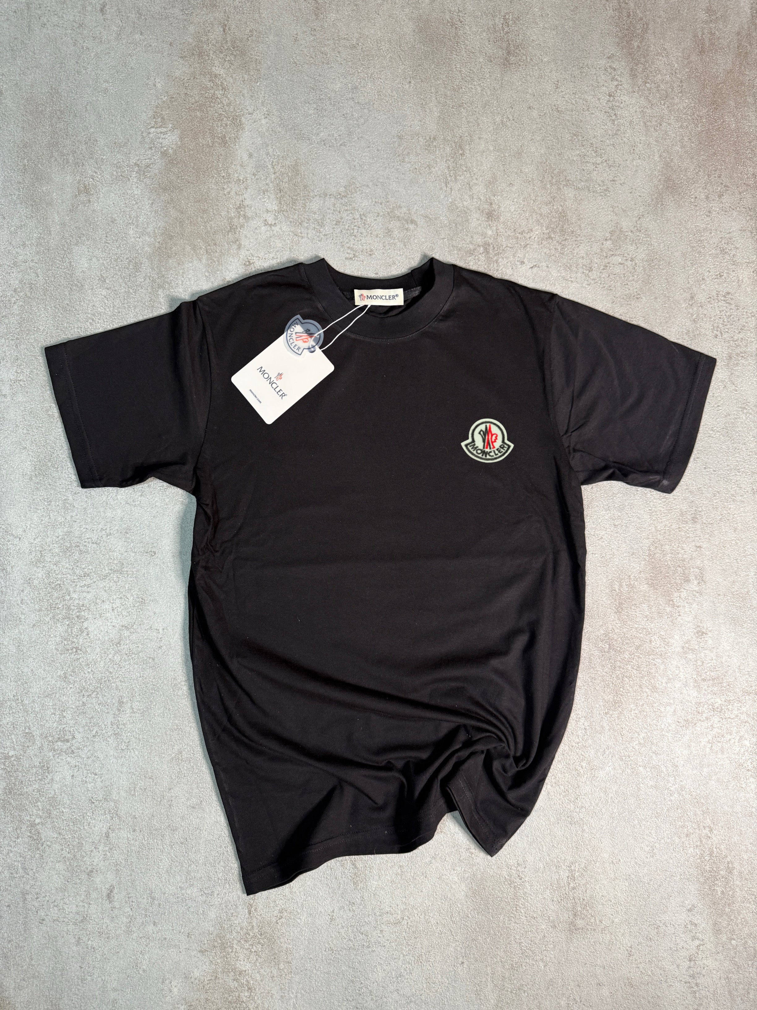 CAMISETA MONCL£R