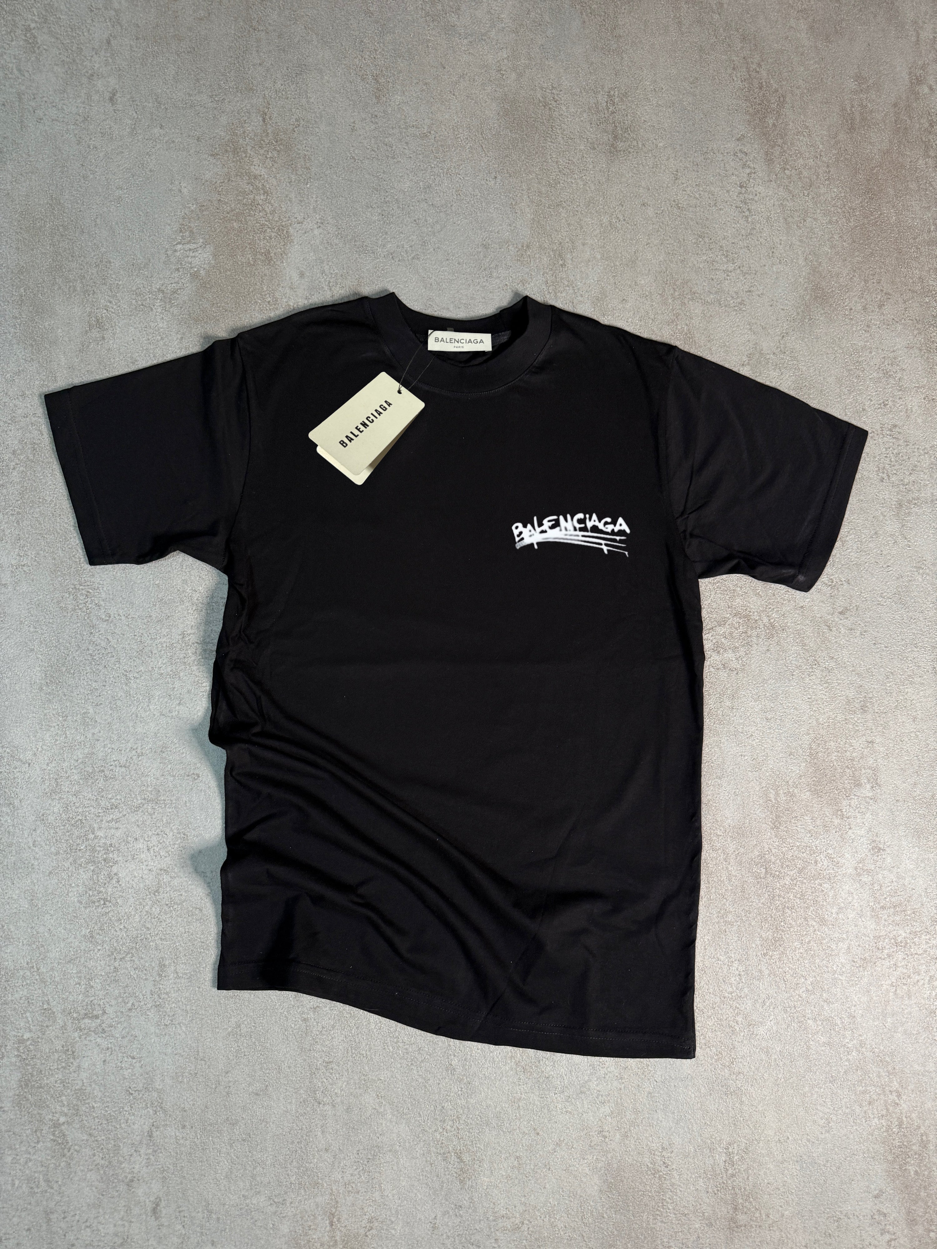 CAMISETA BALENClAGA