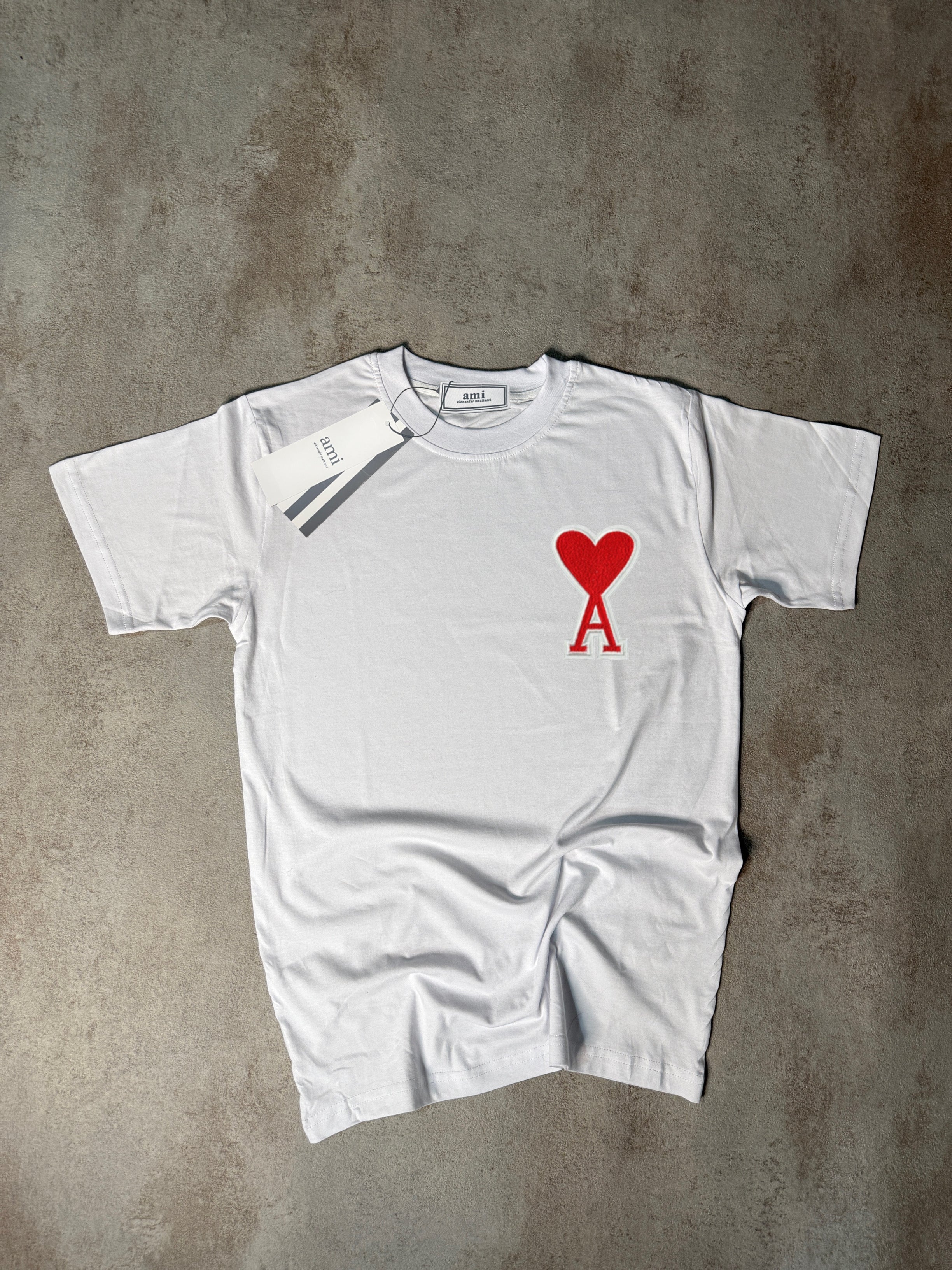 CAMISETA AMI