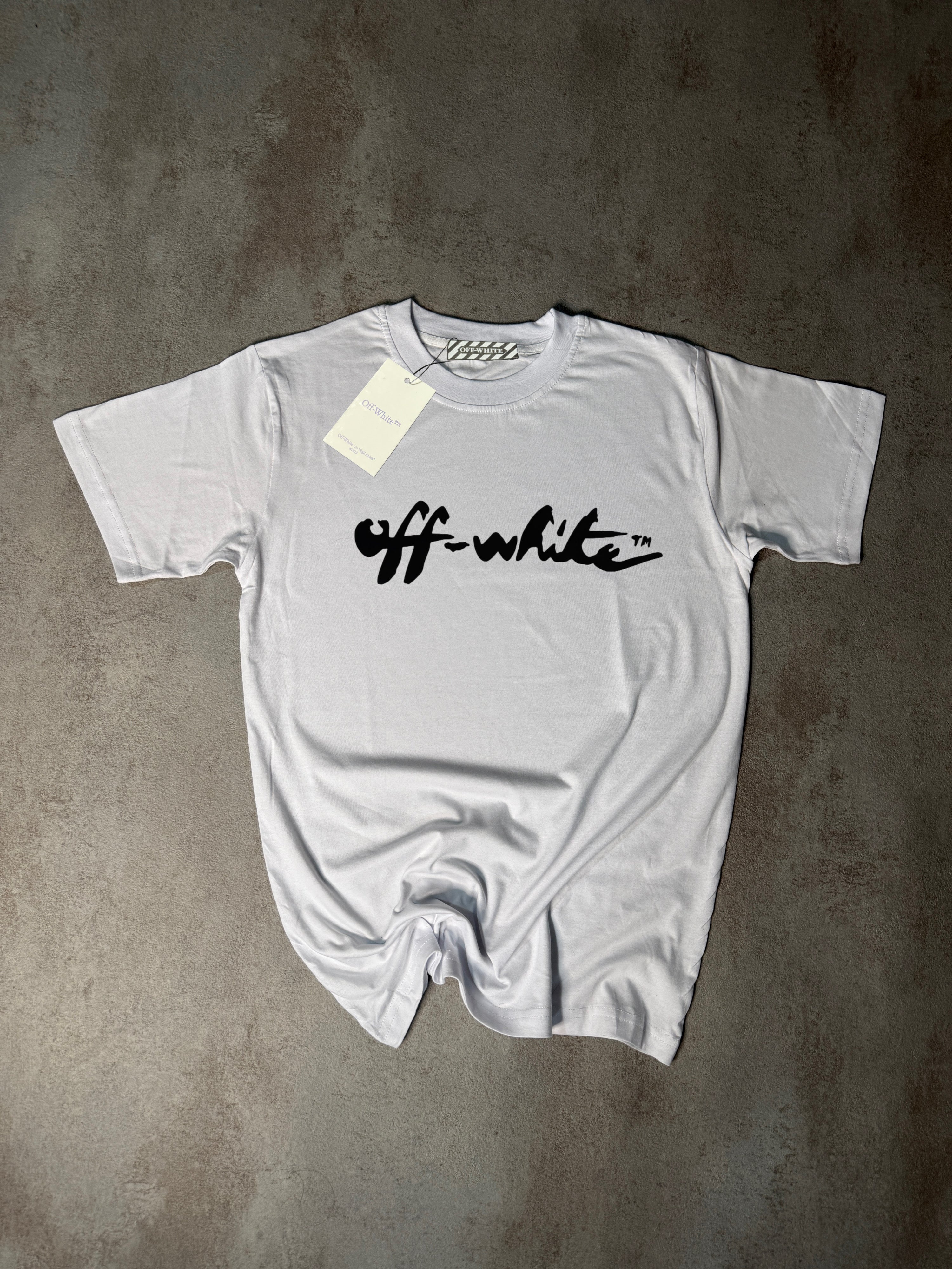 CAMISETA OFF WHlTE