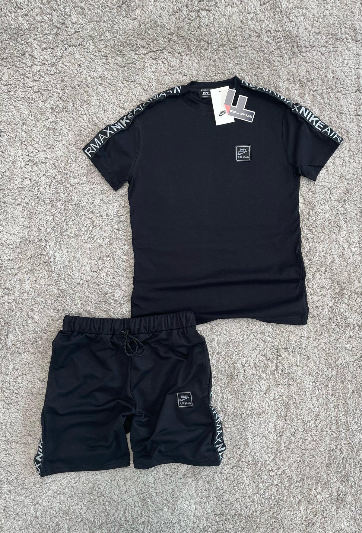CONJUNTO NIKE AIR MAX